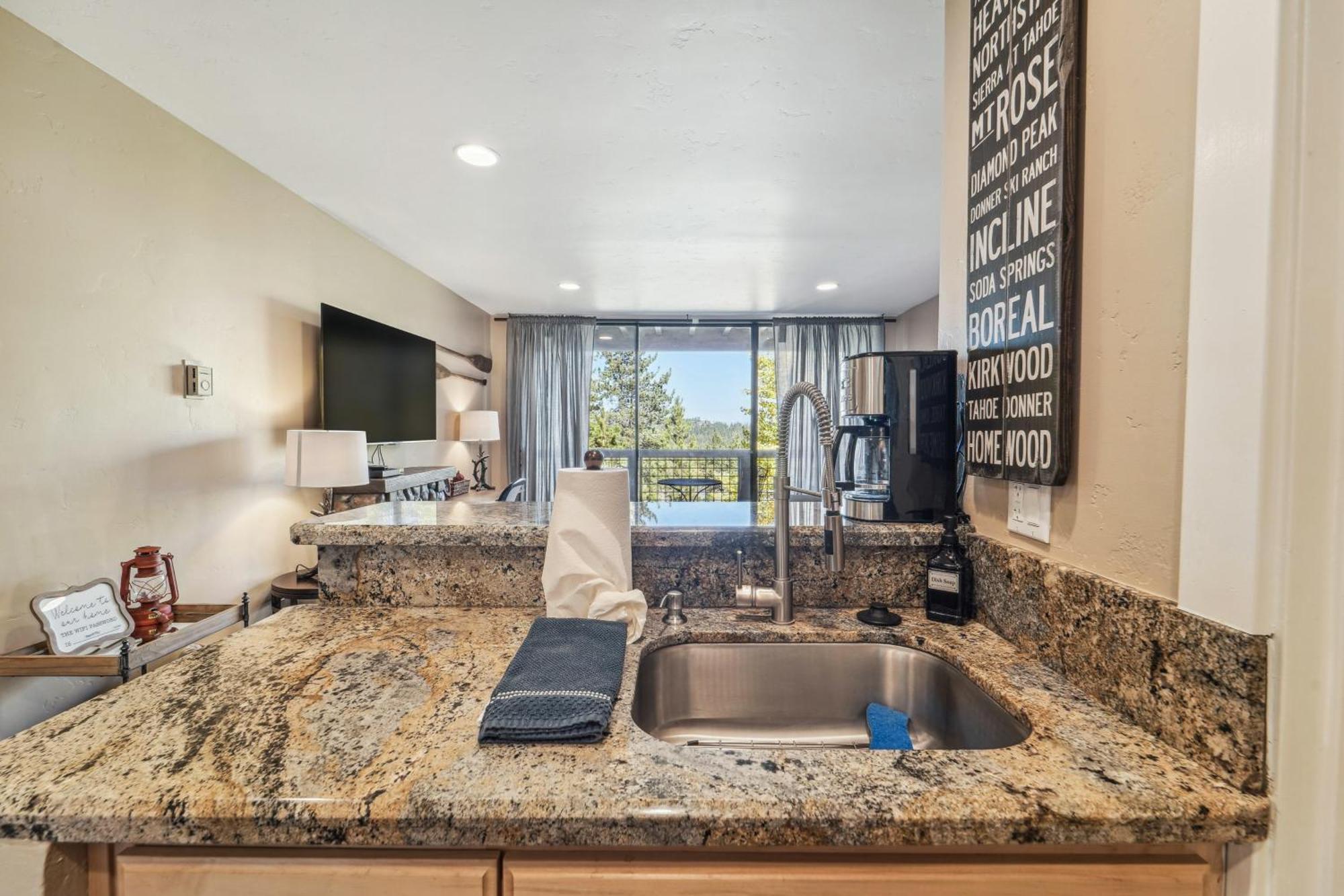 Truckee Studio With Balcony And On-Site Skiing! Eksteriør bilde